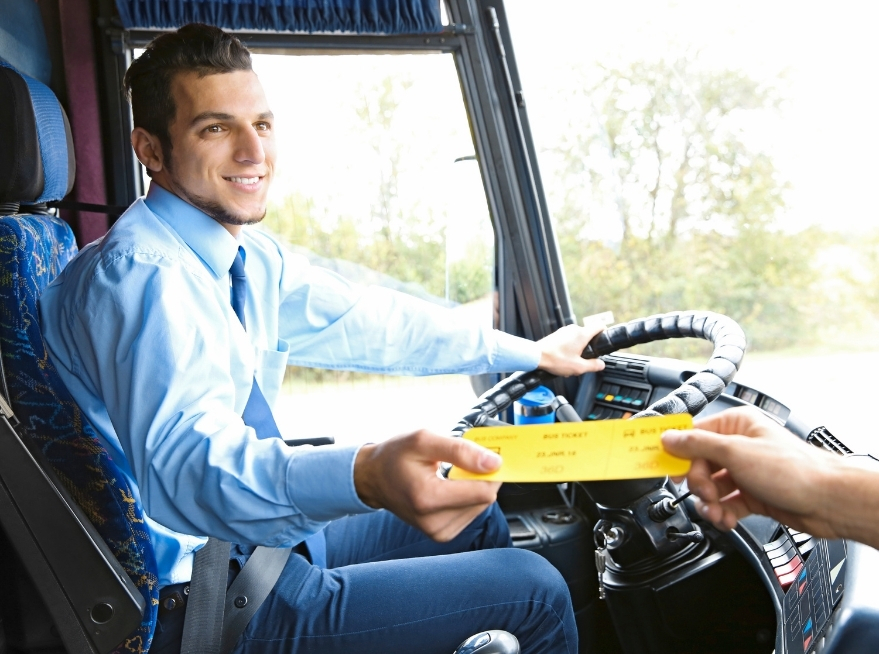 early bird Ha Giang bus tickets